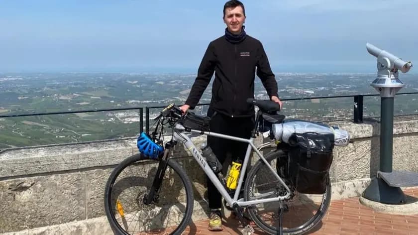 Nicolò Fava in bici